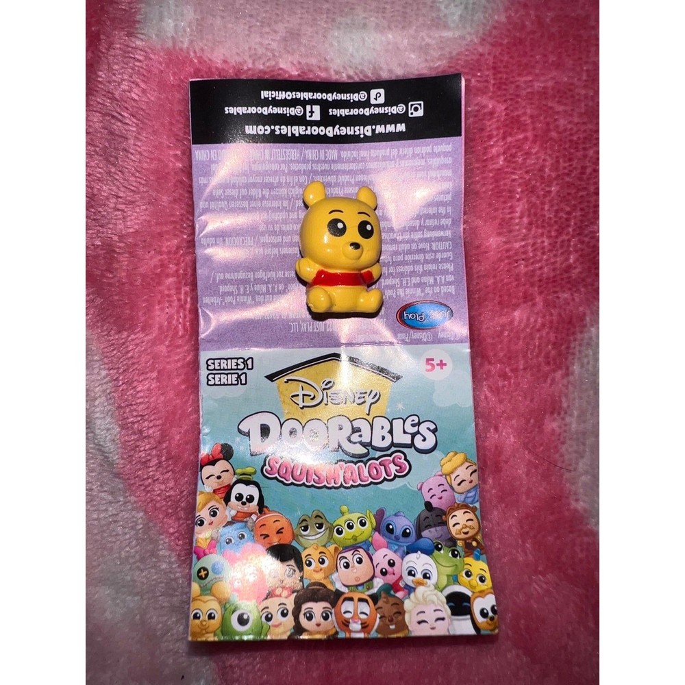 Squishalots Disney doorable Winnie the Pooh